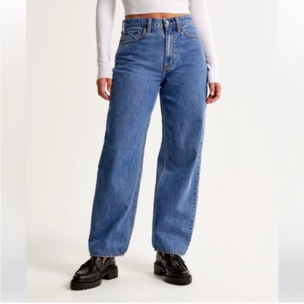 Abercrombie High Rise Taper Curve Love 32/14 Short
